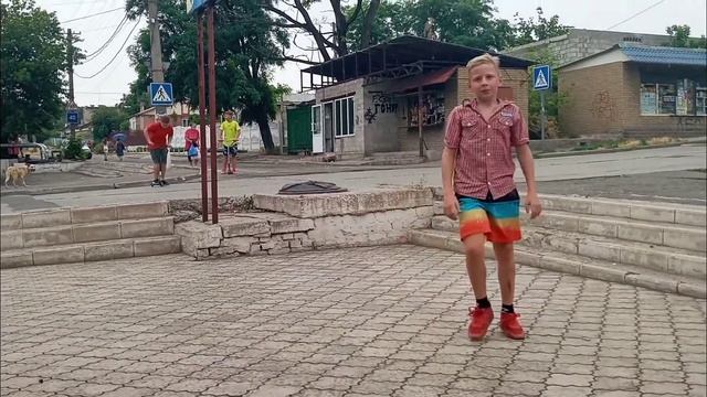 Стрит джем по самокату в Мариуполе. смотреть онлайн