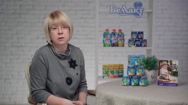 C чего начать прикорм ребенка? Ваш малыш на искусственном или грудном вскармливании? Каша или пюре? смотреть онлайн