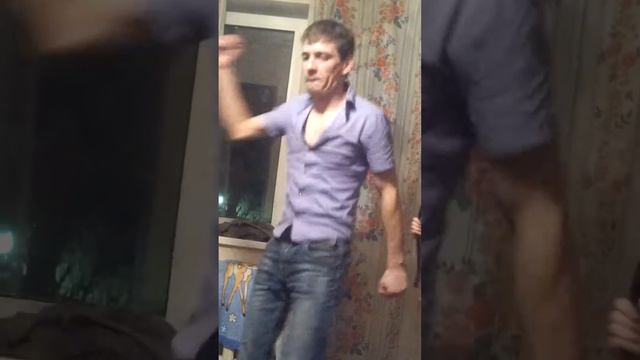 Плюща расплющело