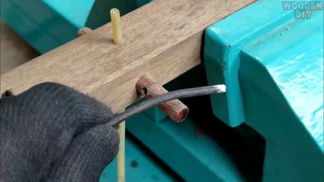 Раскрываю секреты изготовления рогатки "ДЯТЕЛ" с ударно-спусковым механизмом из стального стержня смотреть онлайн