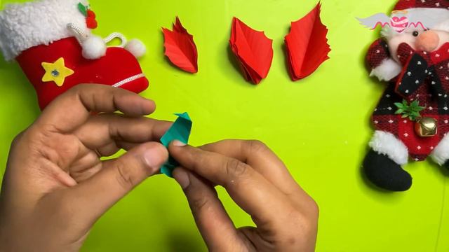 Paper Poinsettia Flower | Christmas Flower Making | Kid’s Classroom Christmas Decoration смотреть онлайн
