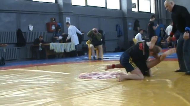 Дмитрий Гетьман ("Gracie Barra" Харьков) 1я схватка. УПКБ (сабмишн) 15.02.2015 смотреть онлайн