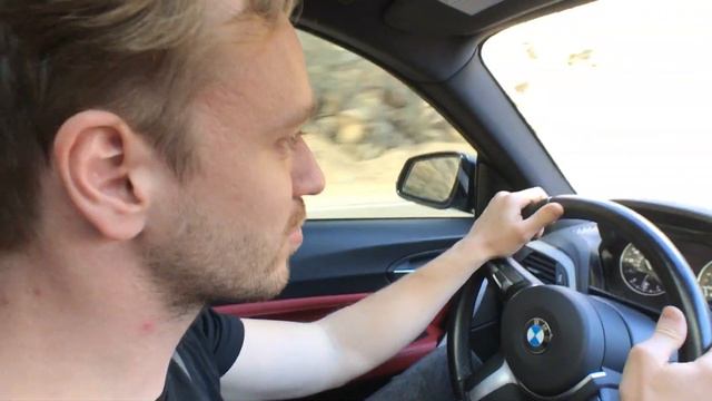 Дрифт на BMW M235i в горах, обзор и тест-драйв, сравнение с BMW M2 смотреть онлайн