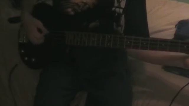 Jamming on my Ibanez Soundgear Bass смотреть онлайн