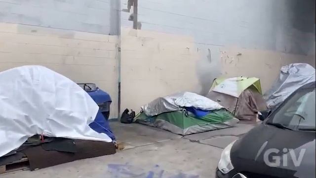 Город - помойка, Лос - Анджелес 24 апреля 2021. Garbage City, Los Angeles смотреть онлайн