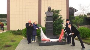 Памятник Бажанову П.И. на стадионе Сочи