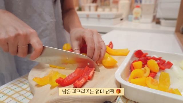 ENG)얼떨결에 탄생한 쟌맛 '닭고기 덮밥' ?고구마로 고구마 만들기,, (찹스테이크,크림치즈파스타,닭고기덮밥,콘치즈,서주 우유 생크림빵,모카번토스트,고구마 쿠키) смотреть онлайн