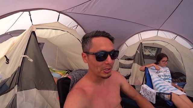 ИДEАЛЬНЫЙ ДЕНЬ НА ДИКОМ ПЛЯЖЕ ! ОТДЫХ ДИКАРЯМИ В ПАЛАТКАХ ! ПРИМОРСКИЙ КРАЙ 2021 смотреть онлайн