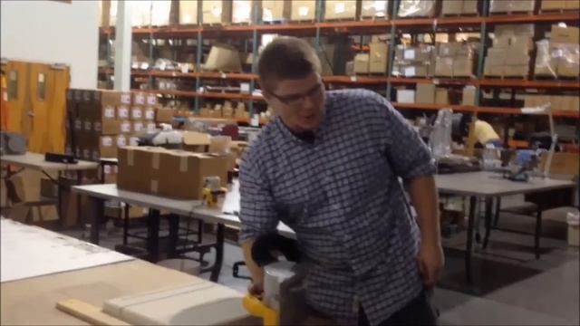 Tile Saw Vacuum Shroud смотреть онлайн