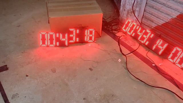Stopwatch using Arduino and 32x16 LED Matrix DMD P10 RED single color | Stopwatch смотреть онлайн
