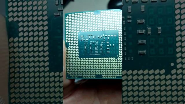 i7 4790k с AliExpress со сбитыми smd конденсаторами. смотреть онлайн