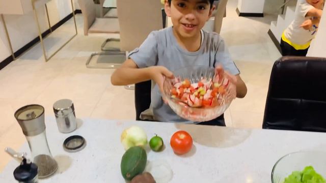 Churrasco plato típico del Ecuador- Miguel Murillo 4to B смотреть онлайн