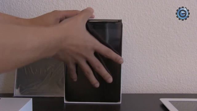 Unboxing iPad mini WiFi schwarz смотреть онлайн