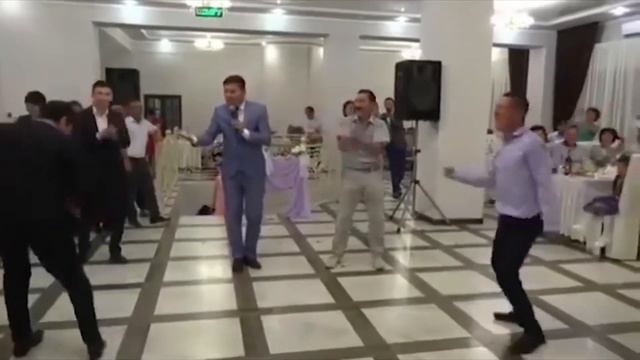 Нурым Куаныш - Четыре татарина (Bassboosted By RIPTROZEEX)