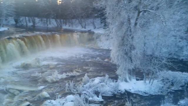 Водопад в Кейла-Йоа (Эстония) смотреть онлайн