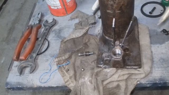 ПОДРОБНЫЙ РЕМОНТ ГИДРАВЛИЧЕСКОГО ДОМКРАТА 5 тонн. смотреть онлайн