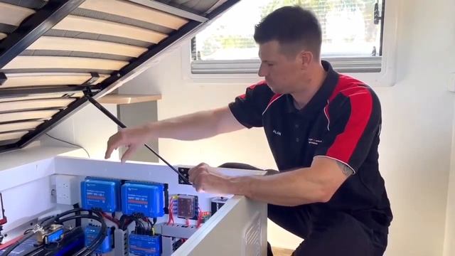 Network RV Off Grid Victron Energy Installation