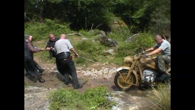 BMW R75 Zundapp KS750 - Water Is Their Nemesis