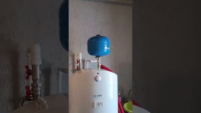 Воздух в БАКЕ..?/ Воздух в расширительном баке? / Давление воздуха в баке?? смотреть онлайн