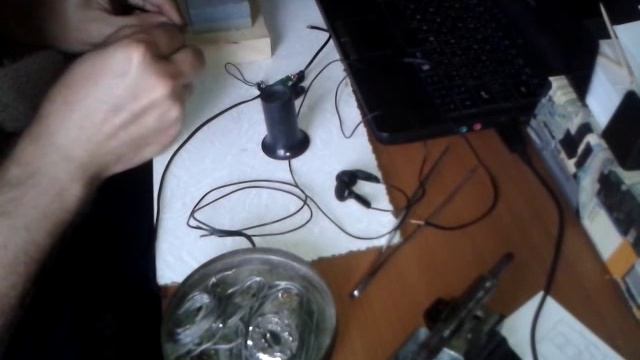 новые наушники из трех старых смотреть онлайн