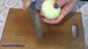 Куриная голень с начинкой в духовке