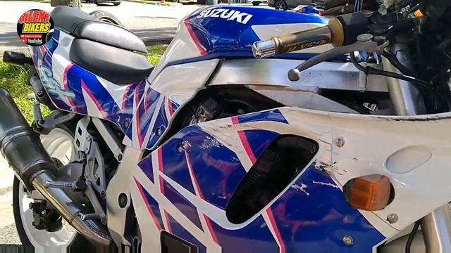 Kadiir Retro Punya Suzuki GSXR 750 WP Model смотреть онлайн