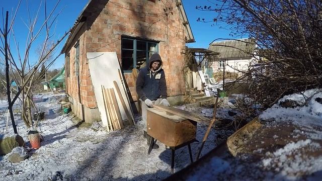 Стол для паркетки из подручных материалов. смотреть онлайн