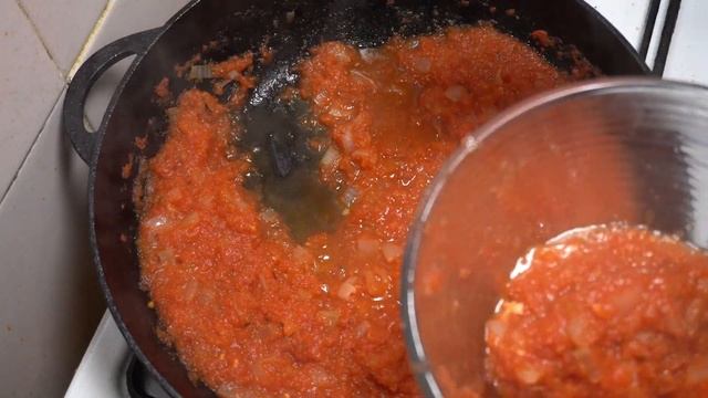 Parmigiana di melanzane, запеканка из баклажанов с сыром в томатном соусе. Блюдо завтрашнего дня. смотреть онлайн