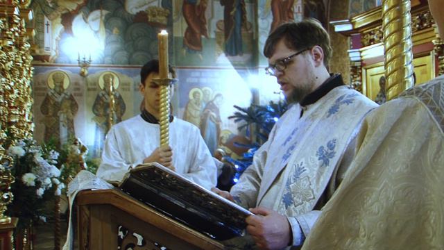 Крещение Господа Бога и Спаса нашего Иисуса Христа. Евангелие от Матфея, Глава 3, стихи 13-17. смотреть онлайн