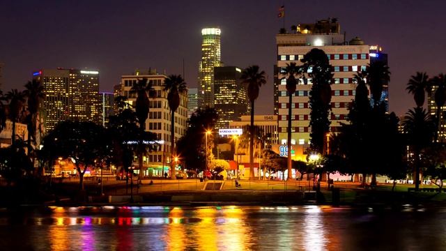 Apple MacBook Pro 14 inch, Apple M1 Pro chip with 8‑core CPU and 14‑core GPU, 16GB RAM смотреть онлайн