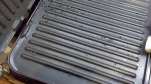 Очистка электрогриля, самый простой способ