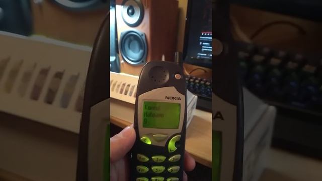 Олды поймут и вспомнят) Маленький обзор телефона моей молодости! смотреть онлайн