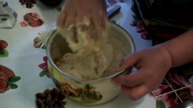 Как приготовить #РУЛЕТ с повидлом и с вишневым вареньем смотреть онлайн