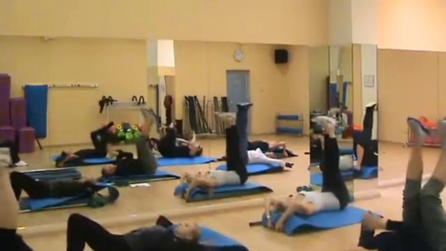 Работа на трицепс и пресс, Витковская Александра смотреть онлайн