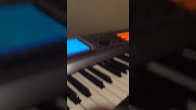 Making Beats On a Roland Fantom - Producer Cramz смотреть онлайн