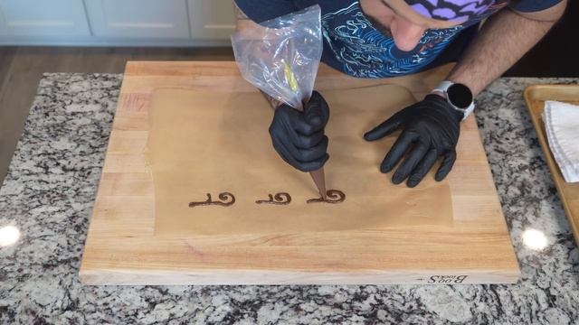 Surprising One Piece Cosplayers with REAL Devil Fruits! смотреть онлайн