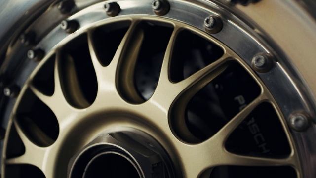 Not like everybody else: An introduction to Bruce Canepa смотреть онлайн