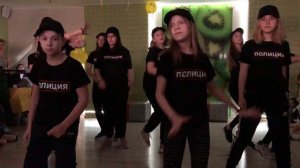 Zumba подростки