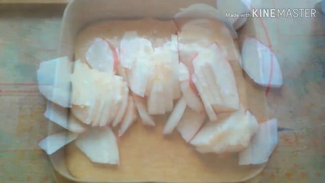 Шарлотка с безе , которую обязательно стоит попробовать. смотреть онлайн