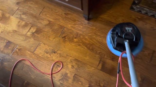 OdoBan Professional hardwood floor cleaning job. You can do it, too! смотреть онлайн