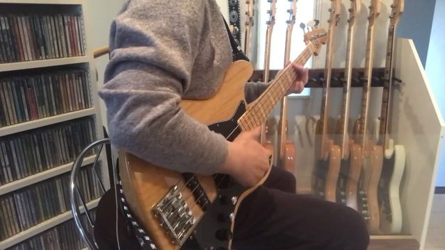 Marcus Miller / Blast Bass Solo / Fender Jazz Bass JB77-MM смотреть онлайн