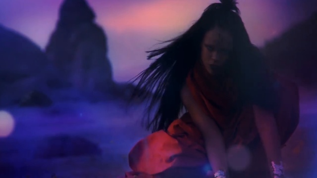 Rihanna - Sledgehammer RUS