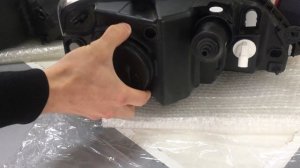 Обзор передних фар на Рено Логан