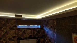 подсветка светодиодной лентой в угловом  алюминиевом профиле .