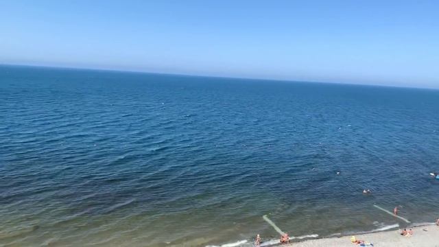 НАШЛИ ОТЕЛЬ СО СПУСКОМ К МОРЮ! смотреть онлайн