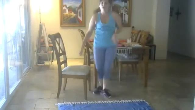 Mamas in Motion Strength Circuits With Juliet смотреть онлайн