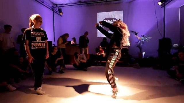 PARTIYA BATTLE VOL.3 / Hip-Hop Beginners 1.4 / LIL ANSTY vs МАРИ (win) смотреть онлайн