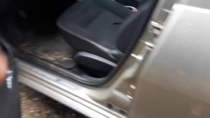 Стучит капот рено (сандеро степвей 1)