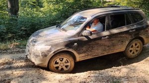 Hyundai Santa Fe offroad