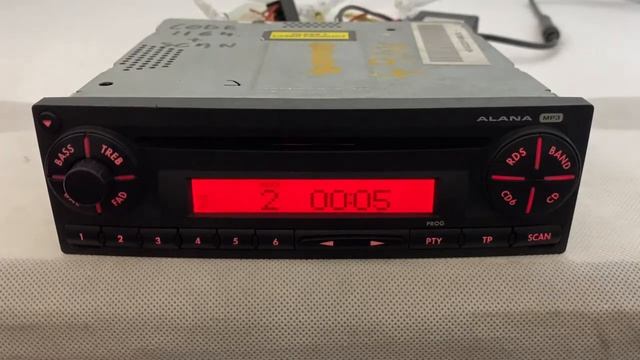 Genuine Seat Grundig Alana Car CD Mp3 Radio Player / Testing смотреть онлайн
